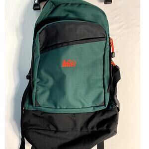 REI Vintage Co-op backpack green New without tag